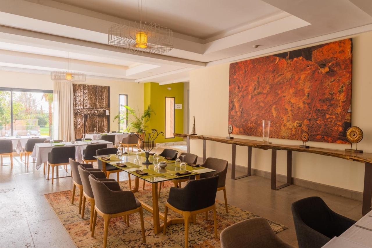 Apple & Marrakech Hotel