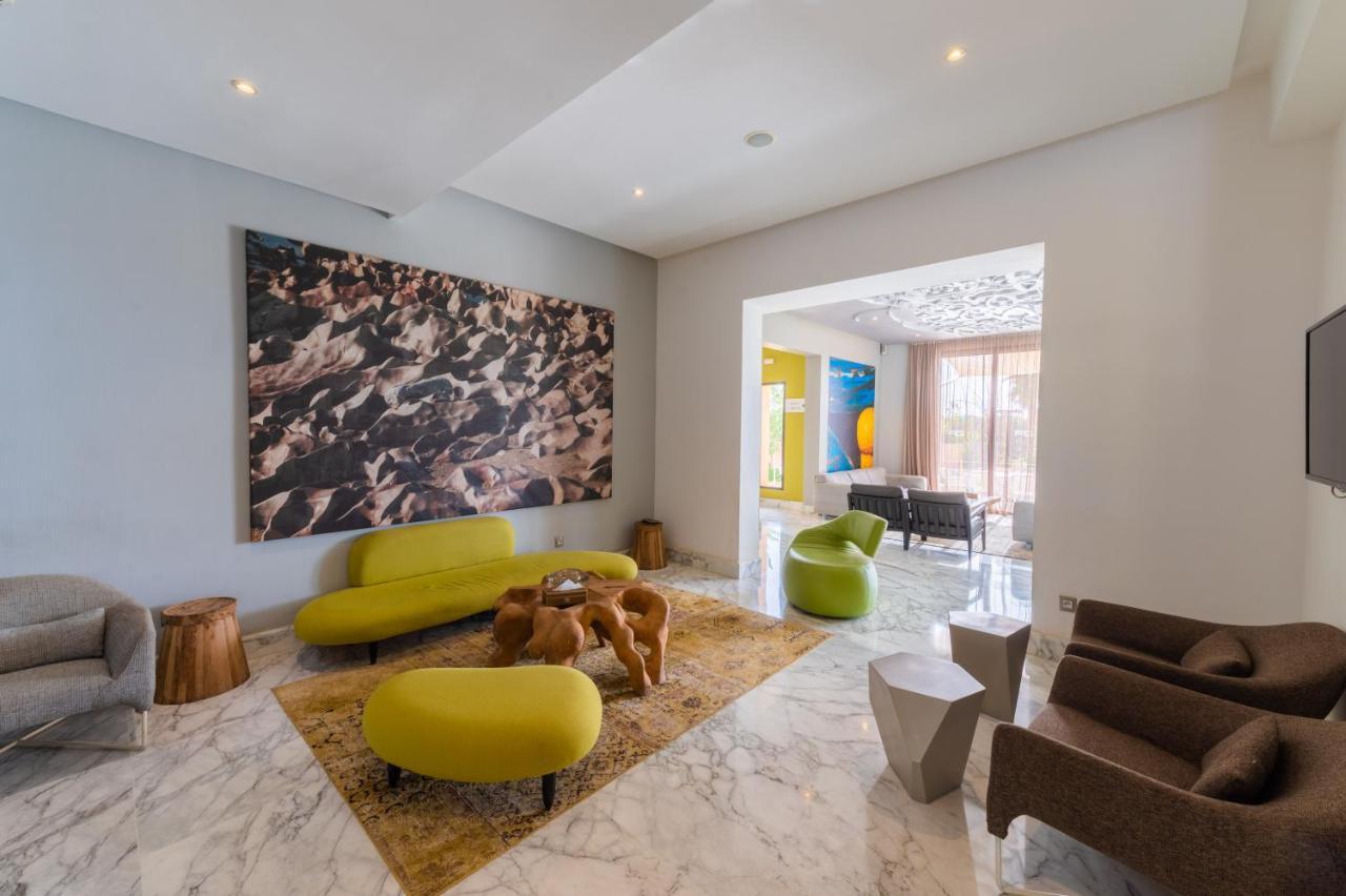 Apple & Marrakech Hotel 5*